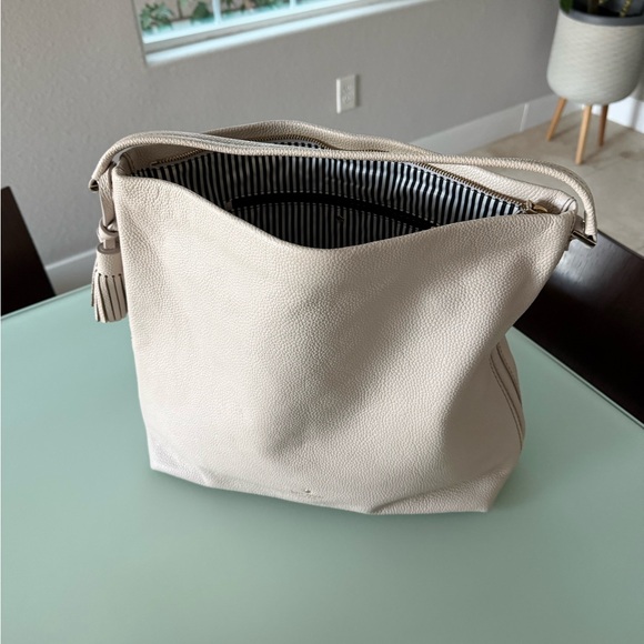 kate spade Handbags - Kate Spade Ivory Pebble Leather Bag